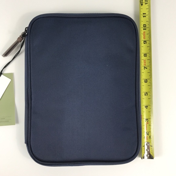 Goodfellow & Co Tablet Case w/ Phone Pocket - Picture 4 of 5